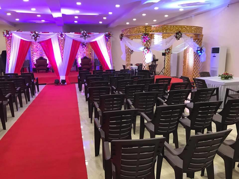 Royale Inn Vapi Esterno foto